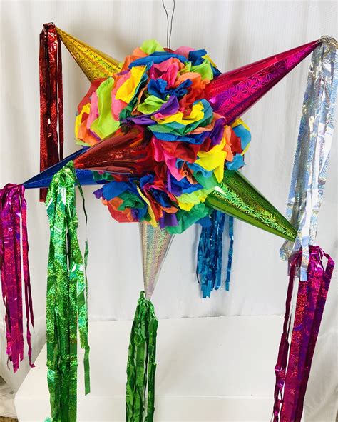 Pinatas .